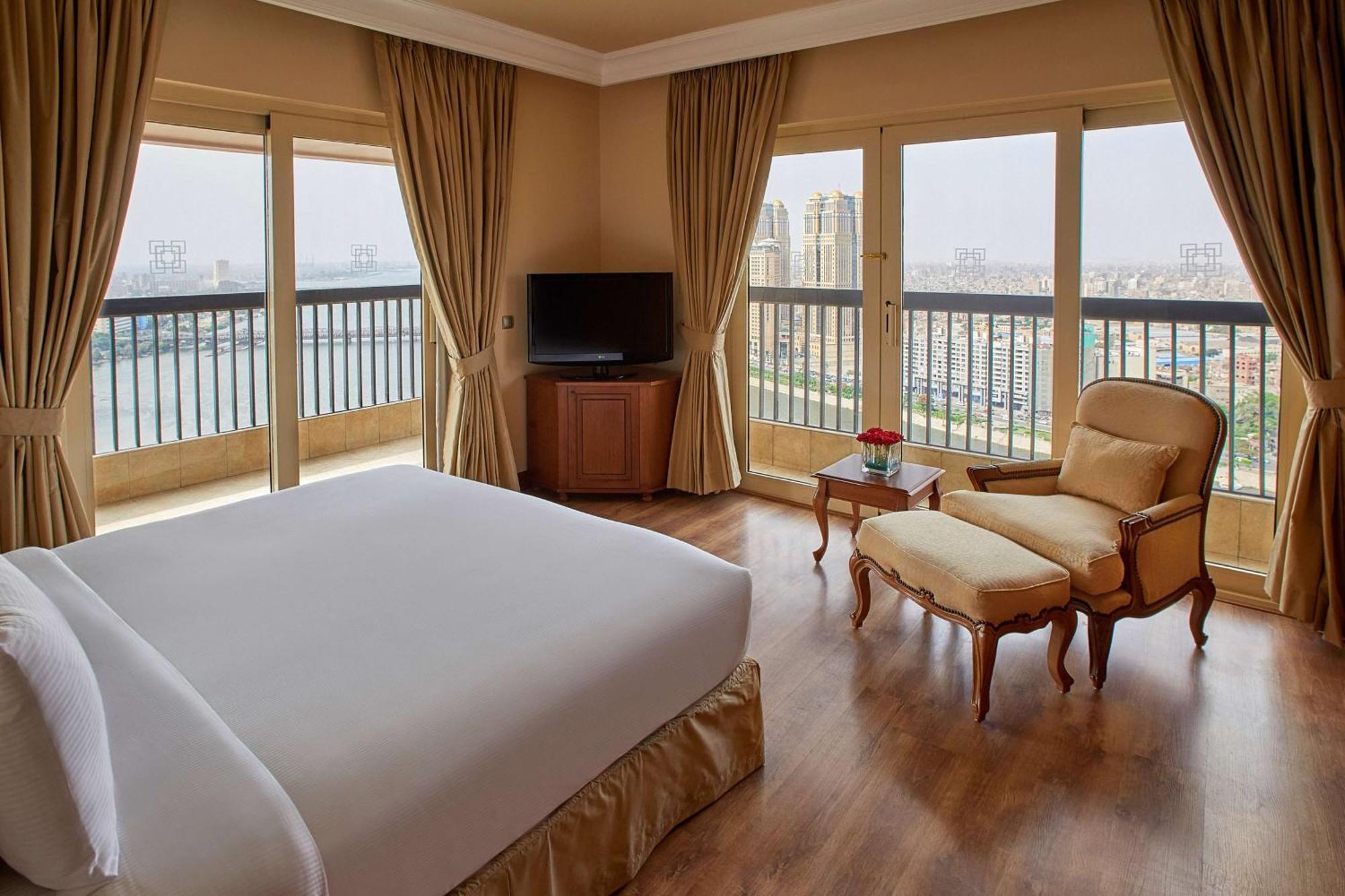 Hilton Cairo Zamalek Residences 4*