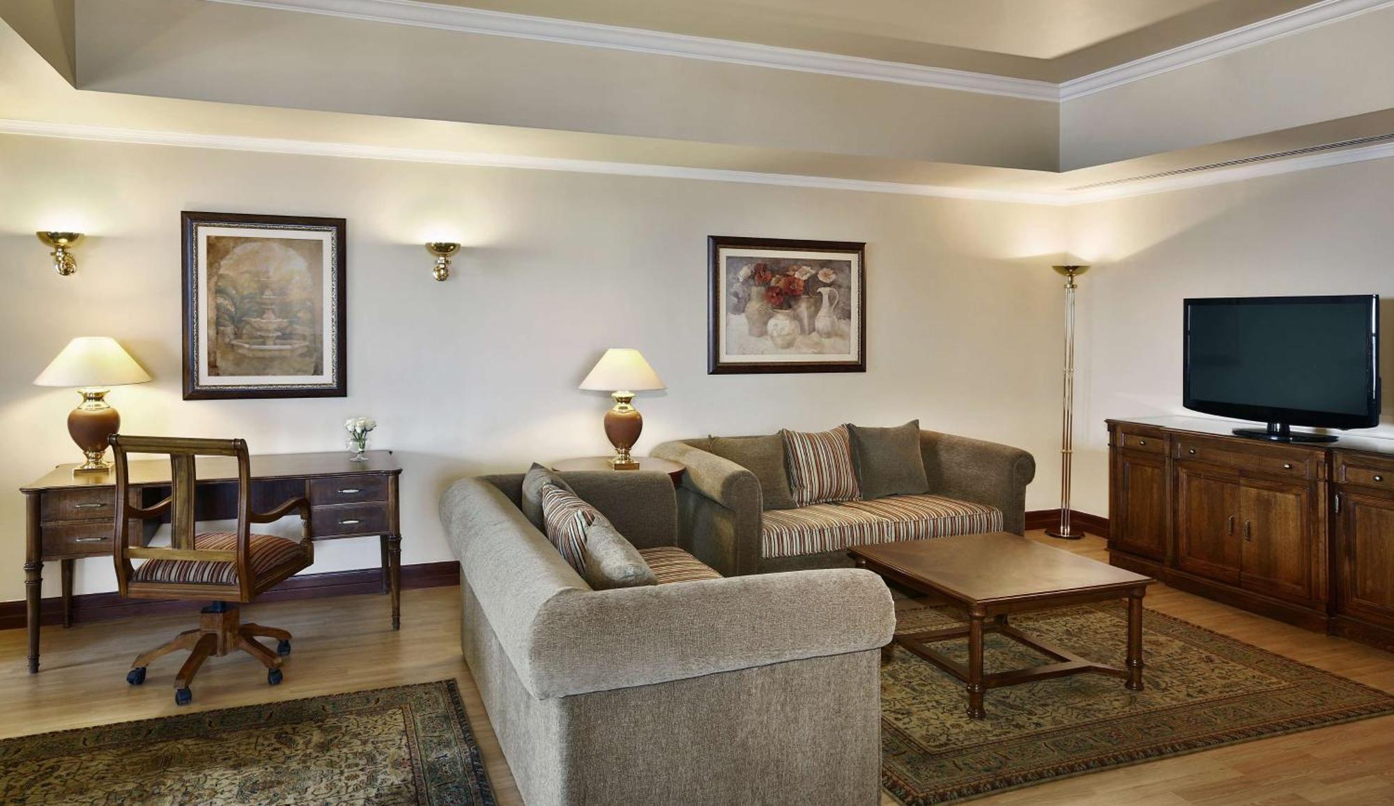 Hilton Cairo Zamalek Residences 4* Giza